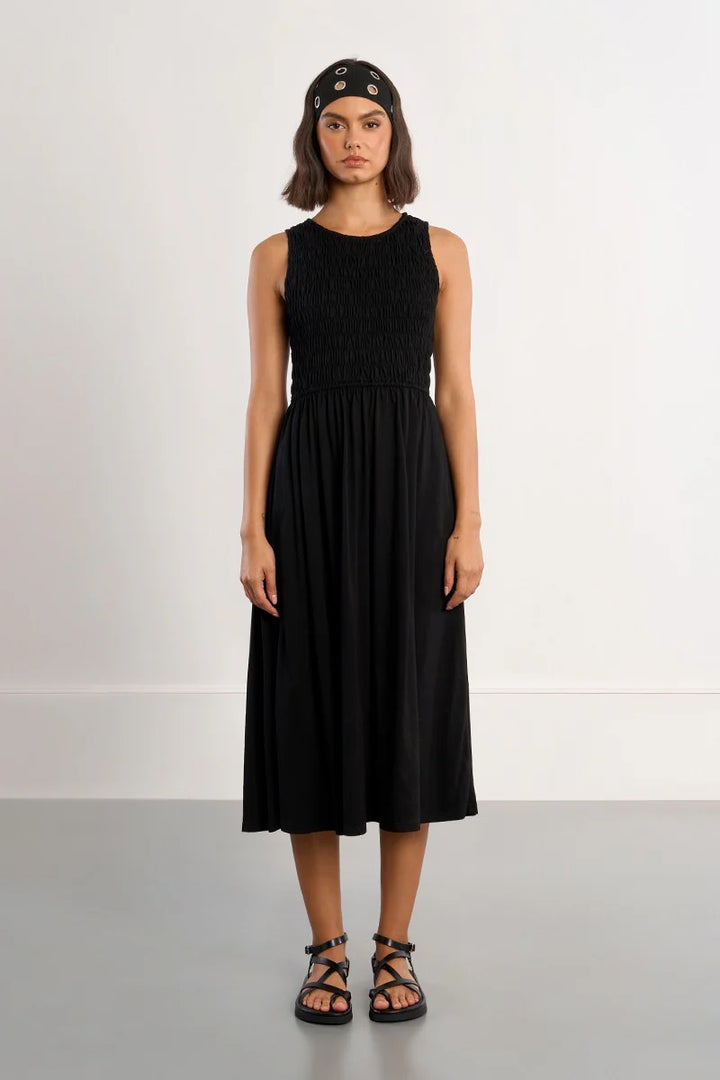Sleeveless Long Black Dress