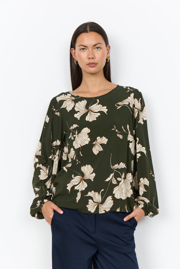 Hamida AOP 1 Blouse