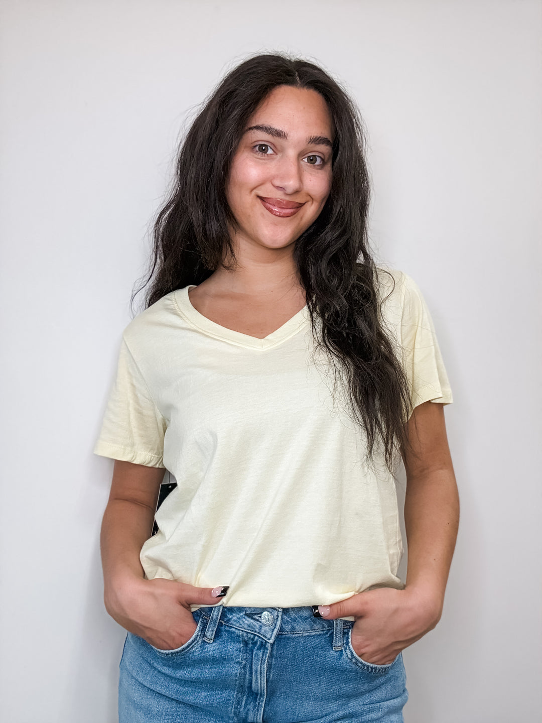 Milla V-Neck Tee - Yellow