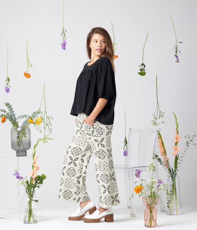 Lotus Top