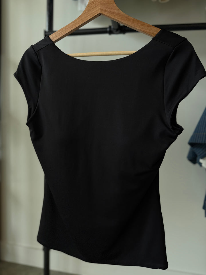 Brida Low Back Top