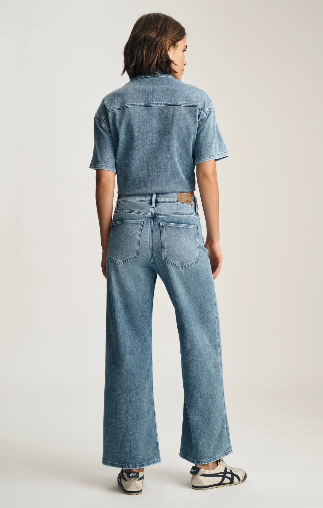 Paloma Mid Rise Mid Move Jeans