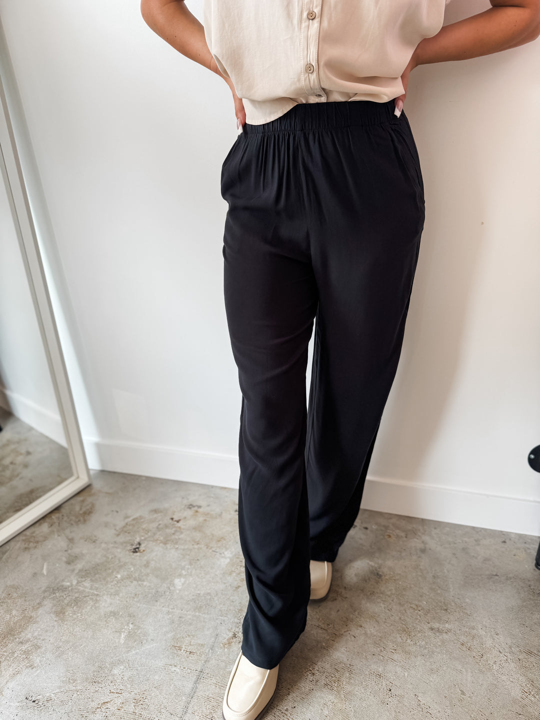 Mira Wide Leg Pants