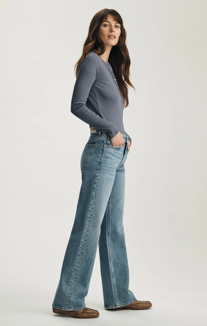 Taylor Mid Brushed Classic Blue Jeans